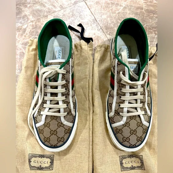 Gucci | Shoes | Mens Gucci Tennis 977 Sneaker | Poshmark display picture 1